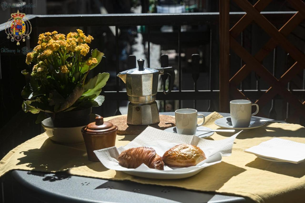 Alvarez De Toledo Bed & Breakfast Наполи Екстериор снимка