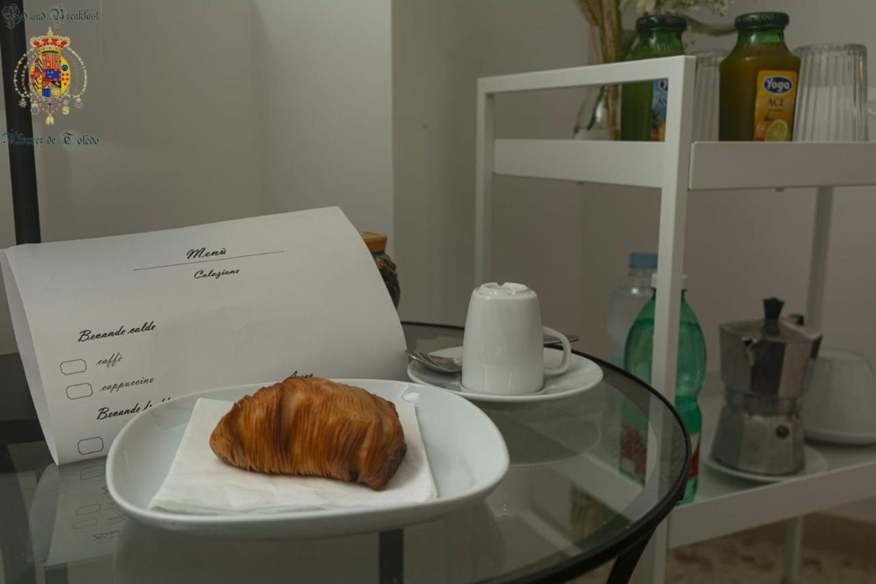 Alvarez De Toledo Bed & Breakfast Наполи Екстериор снимка